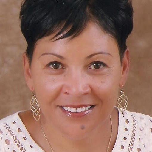Renee Dixon Photo 33