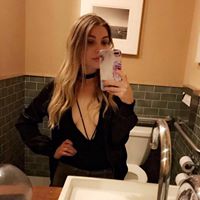 Stella Dean Photo 32