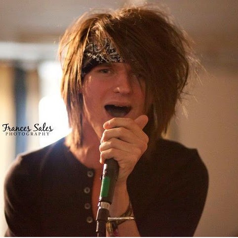 Sam Moore Photo 20