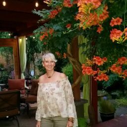Robin Provost Photo 24