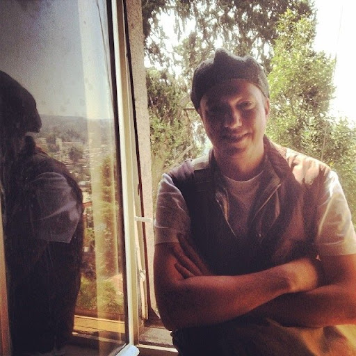 Neal Moore Photo 12