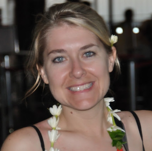 Robyn Davis Photo 11