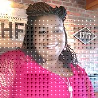 Tracey Joyner Photo 9
