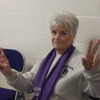 Linda Lowell Photo 9
