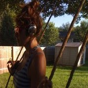 Amy Rollinger Photo 3