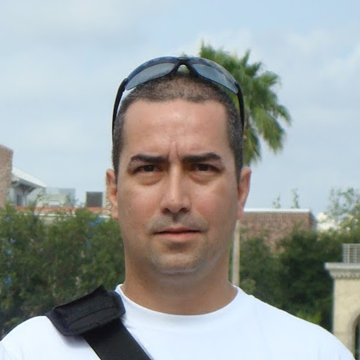 Frank Gonzalez Photo 53