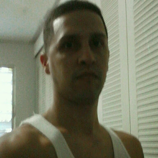 Israel Reyes Photo 2