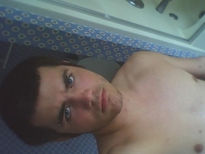 Robert Hinton Photo 29