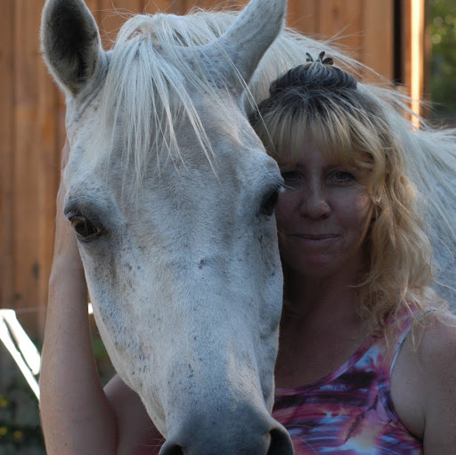 Lisa Griggs Photo 10