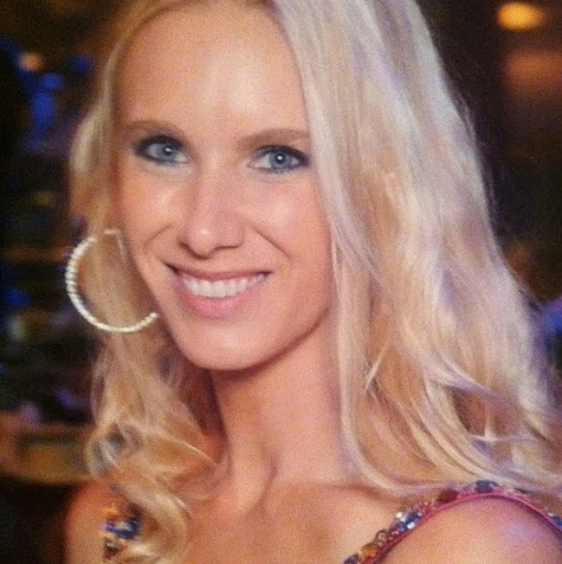 April Allison Photo 15