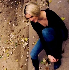 Ana Ponce Photo 13
