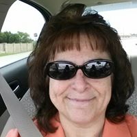 Jeannette Salinas Photo 8