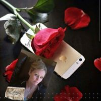 Rebecca Shultz Photo 11
