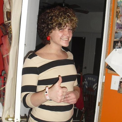 Cassandra Carlson Photo 17