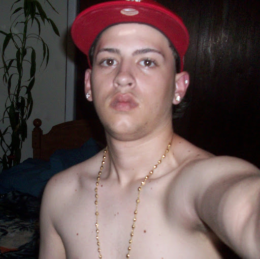 Anthony Lopez Photo 20
