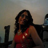 Elizabeth Iglesias Photo 13