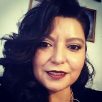 Elizabeth Arteaga Photo 42