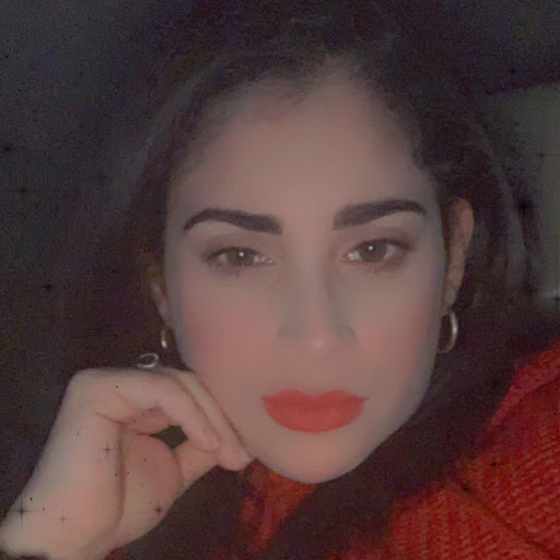 Mayra Flores Photo 31