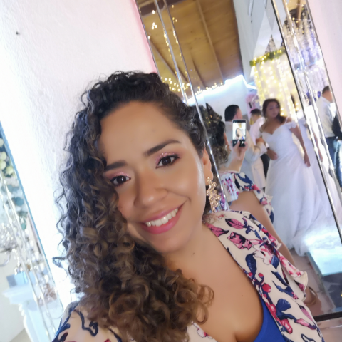 Paula Lopez Photo 40