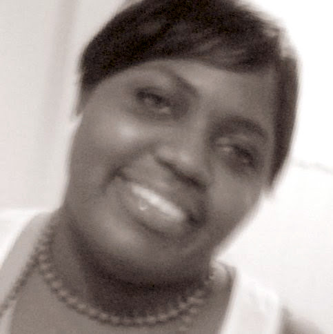 Rosalyn Thomas Photo 28