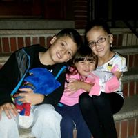 Michelle Quinones Photo 32