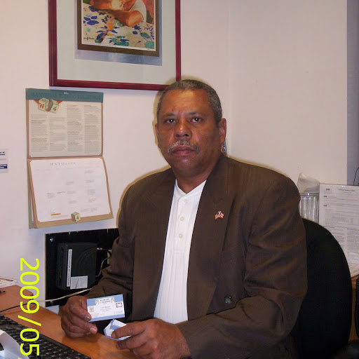 Luis Aponte Photo 16