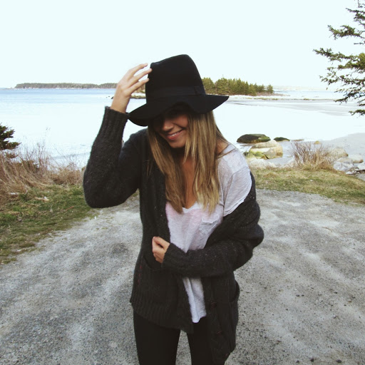 Jane Skinner Photo 7