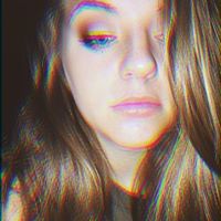 Leah Watson Photo 11