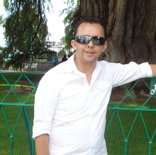 Luis Bonilla Photo 21