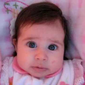 Danielle Gruber Photo 8