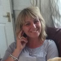Claire Bacon Photo 12