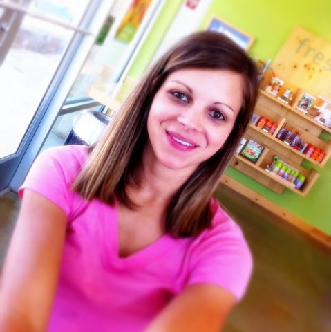Lindsey Robinson Photo 26