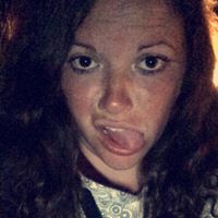 Danielle Hollenbeck Photo 6