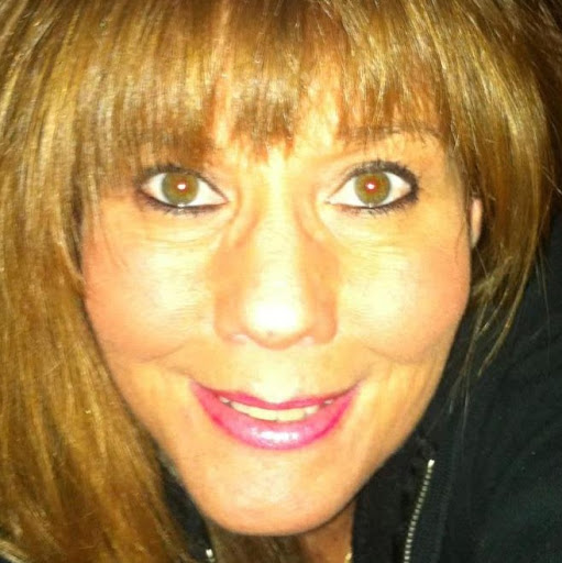 Michelle Breen Photo 7