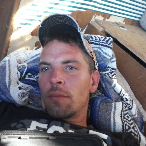 Ryan Vaughn Photo 18