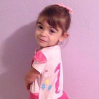 Renee Henderson Photo 14