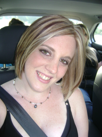 Amber Powell Photo 16