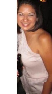 Elizabeth Gaytan Photo 22
