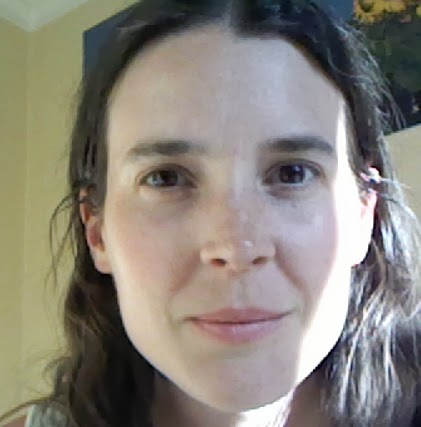 Julie Farrell Photo 36