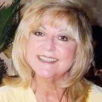 Deborah Logan Photo 15