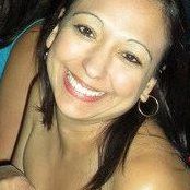 Stephanie Everett Photo 30
