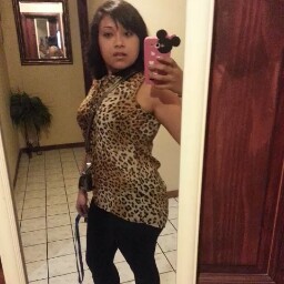 Cynthia Garcia Photo 36