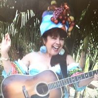 Arlene Yates Photo 4