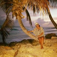 Debbie Goode Photo 11
