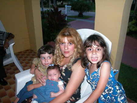 Attniet Aznarez Photo 3