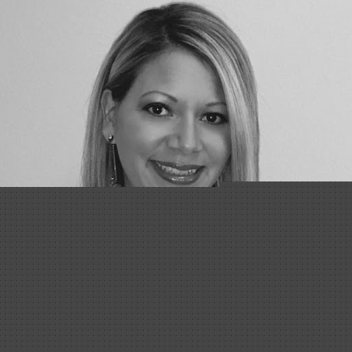 Michelle Torres Photo 11