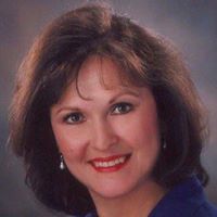 Carol Horne Photo 8