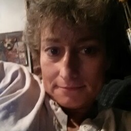 Joan Armstrong Photo 27