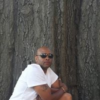Terry Richmond Photo 9