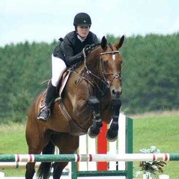 Laurel Graham Photo 21